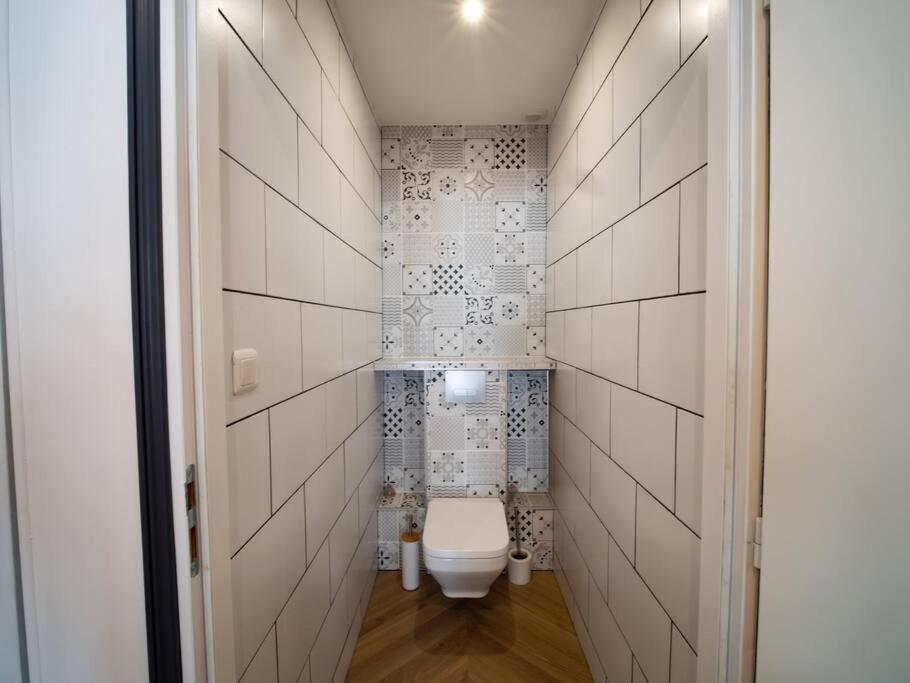 Duplex Jeanne D'Arc Billard Baby Logements Insolites Nancy Exterior photo