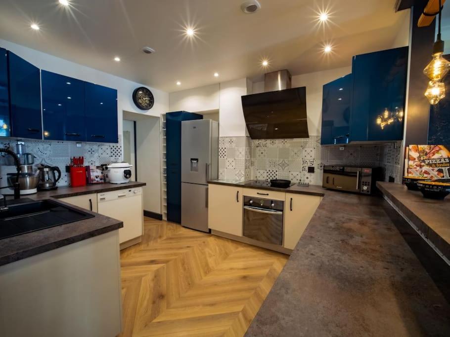 Duplex Jeanne D'Arc Billard Baby Logements Insolites Nancy Exterior photo